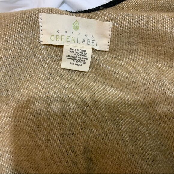 NeW Quagga Green Label Recycled Gray Multicolored Poncho (One SZ Fits Most) - Picture 4 of 7